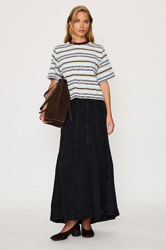 Jupe longue en denim évasée à coutures en taille: 26 chez Anthropologie - Levi's - Modalova