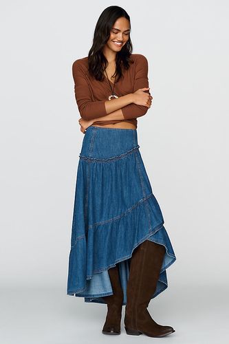 Jupe à étages asymétrique en denim en taille: XS chez Anthropologie - Pilcro - Modalova
