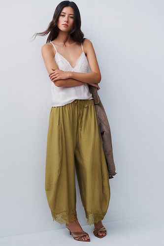 Pantalon court à ourlet en dentelle Reverie en taille: XS - By Anthropologie - Modalova