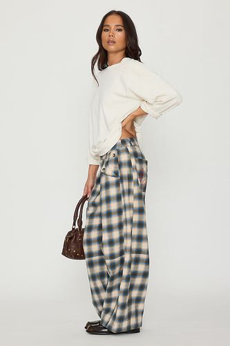 Pantalon Tonneau à Carreaux Mara taille: Uk 6 chez Anthropologie - Damson Madder - Modalova