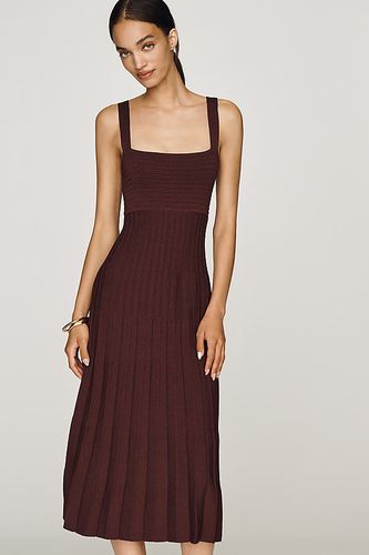 Robe midi en tricot plissé sans manches en taille: L chez Anthropologie - Maeve - Modalova