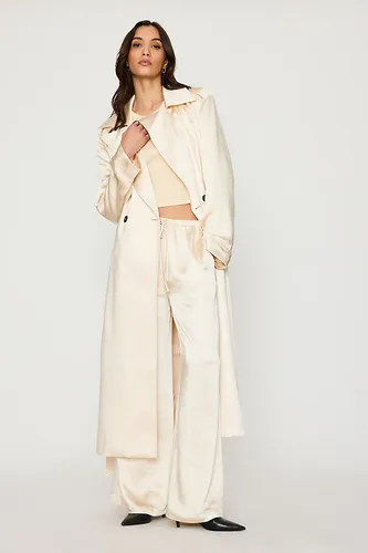 Trench en satin Shelby en taille: Uk 6 chez Anthropologie - 4th & Reckless - Modalova