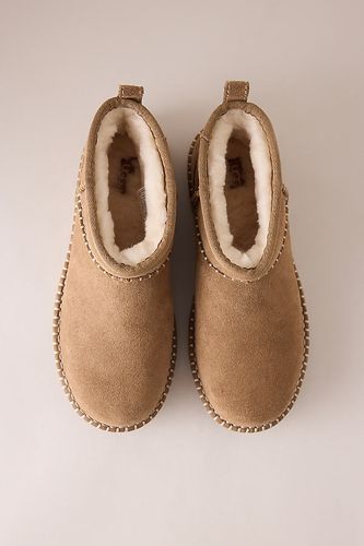 Botte Stitch Classic Ultra Mini en taille: 39 chez Anthropologie - UGG - Modalova