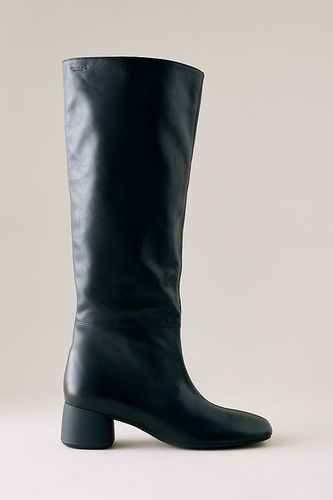 Bottes hautes froncées en cuir Vagabond Livia par en taille: 38 chez Anthropologie - Vagabond Shoemakers - Modalova