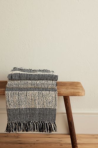 Couverture en coton Shal en Black chez Anthropologie - nkuku - Modalova