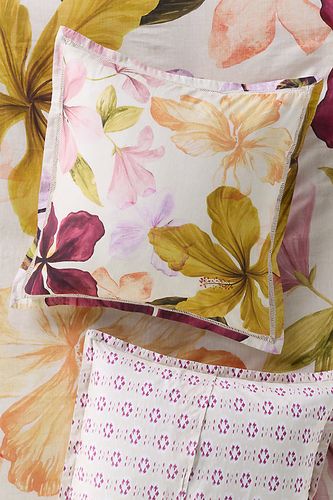 Housse de Coussin Imprimée Florale en Percale Brodée chez - Anthropologie - Modalova