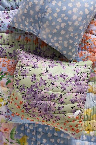 Housse de coussin imprimée en voile de coton chez - Anthropologie - Modalova