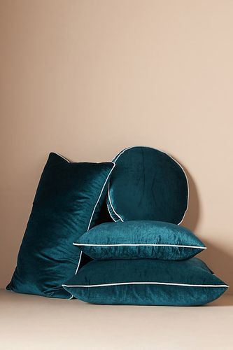 Coussin en velours Adelina en Blue chez - Anthropologie - Modalova