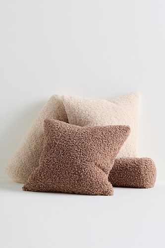 Coussin tissé en sherpa Cody en taille: 20 in sq chez - Anthropologie - Modalova
