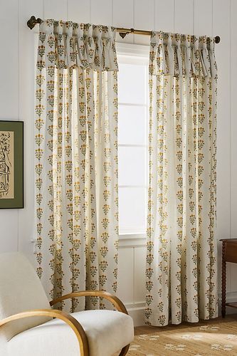 Rideau de valence imprimé en coton Eudora en Yellow taille: 50" x 108" chez - Anthropologie - Modalova