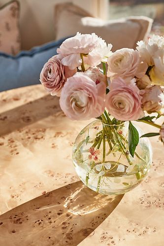 Vase en verre floral peint à la main Bella en Clear taille: L chez - Anthropologie - Modalova