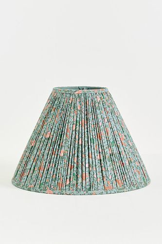 Abat-jour imprimé Empire froncé taille: 16" chez - Anthropologie - Modalova