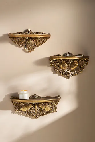 Étagère Wooded Manor en Yellow taille: M chez - Anthropologie - Modalova