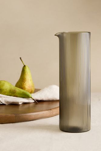 Carafe à eau en verre ondulé chez - Anthropologie - Modalova