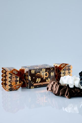 Trio de grands chouchous Beau en pure soie Cracker en Brown chez Anthropologie - Slip - Modalova