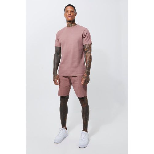 Ensemble gaufré avec t-shirt et short - Boohooman - Modalova