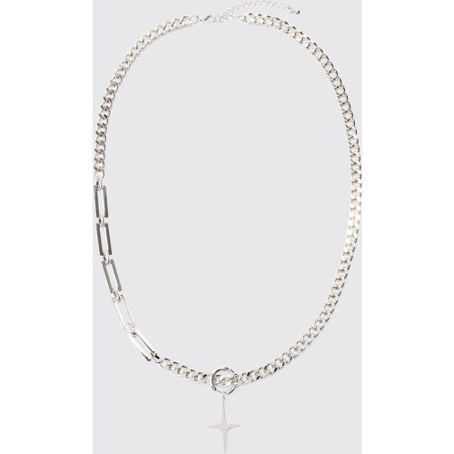 Half Chunky Chain Pendant Necklace In Silver - Boohooman - Modalova