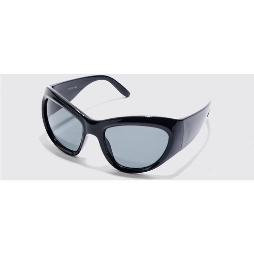 Shield Lens Metallic Frame Sunglasses - Boohooman - Modalova