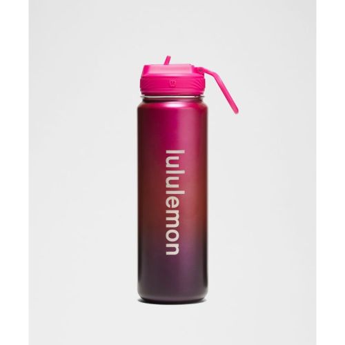 “ Bouteille d'eau Back to Life 710 ml Bouchon avec paille â€“ Rouge - lululemon - Modalova