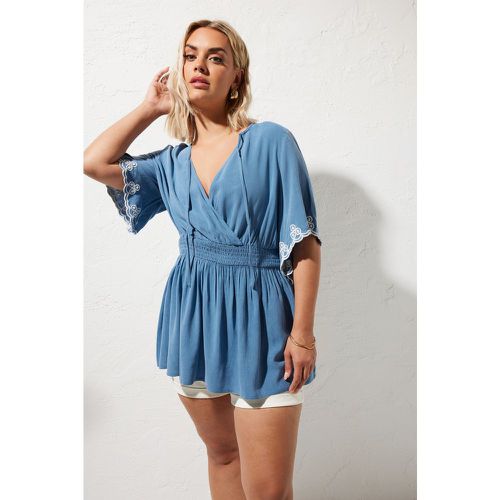 Curve Blue Chambray Embroidered Top, Grande Taille & Courbes - Yours - Modalova