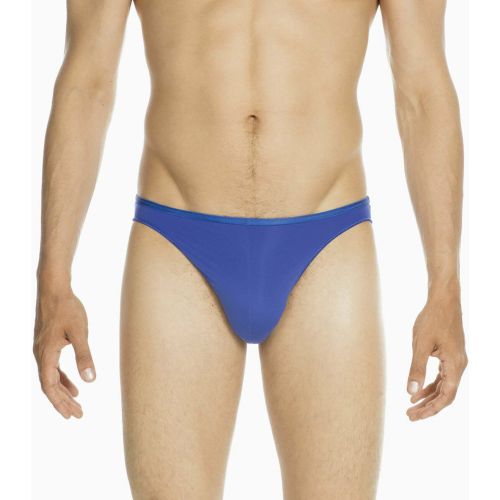 SLIP MICRO UNI BLEU EN MICROFIBRE ULTRA LEGERE ? PLUMES Micro Briefs bleu - HOM - Modalova