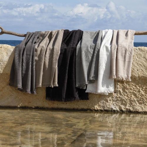 Drap de bain Zoé Neige 100 X 180 - Maison Vivaraise - Modalova