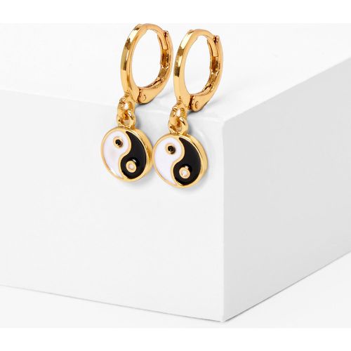 Boucles d’oreilles huggies yin yang 10 mm couleur dorée - Claire's - Modalova