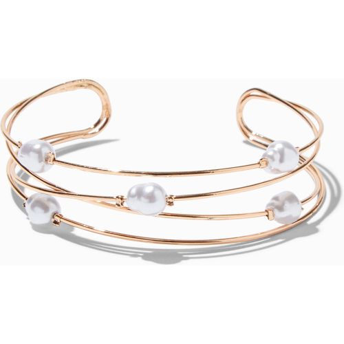 Bracelet manchette fil métallique avec perles d’imitation couleur - Claire's - Modalova