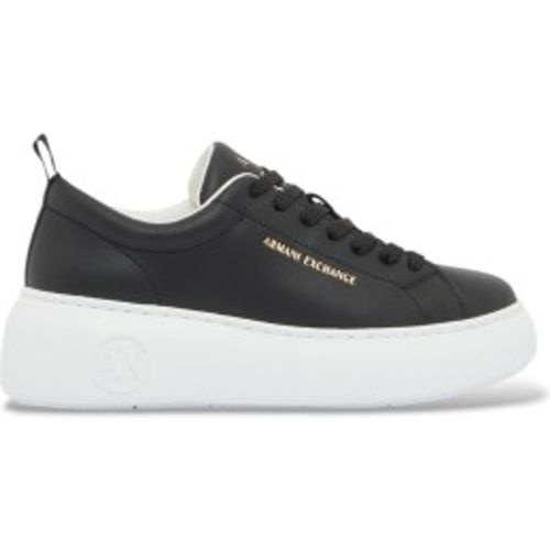 XW002790AF11912UC001 Baskets en cuir lisse avec semelle épaisse et logo en relief (39.5), 1 à 3 cm, Lac - A|X Armani Exchange - Modalova