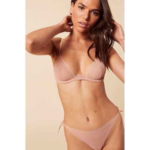 Résultats de la recherche “soutien-gorge-corbeille-bonnet-d-100d