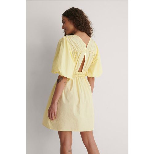 Robe Mini À Dos Ouvert - Yellow - NA-KD by YOU - Modalova