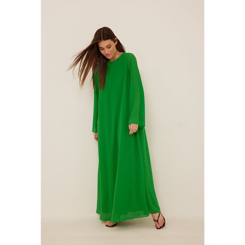 Robe longue fluide recyclée - Green - NA-KD Trend - Modalova