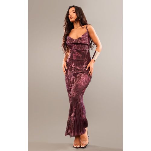 Robe longue plissée à imprimé fleuri et bretelles - PrettyLittleThing - Modalova