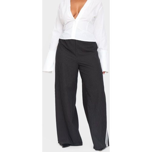 Plus Pantalon rayé sur les côtés à fines rayures et taille mi-haute - PrettyLittleThing - Modalova