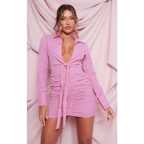 Robe chemise décolletée froncée effet lin - PrettyLittleThing - Modalova