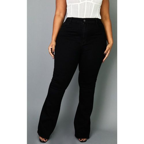 Plus Jean flare noir, Noir - PrettyLittleThing - Modalova
