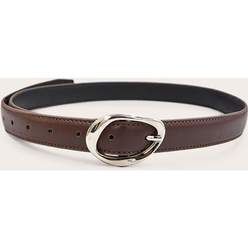 Ceinture fine en PU lisse à boucle abstraite - PrettyLittleThing - Modalova