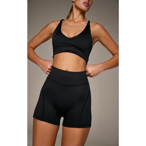 Mini short ultime noir, Noir - PrettyLittleThing - Modalova