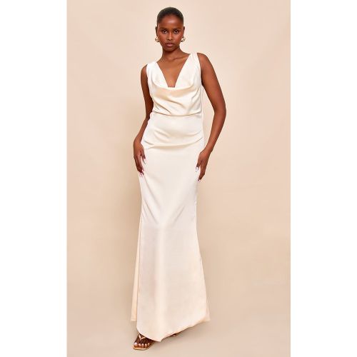 Robe demoiselle d'honneur citron en bandeau longue en matière satinée - PrettyLittleThing - Modalova