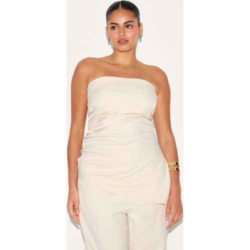 Top Tailleur Tissé Plus - PrettyLittleThing - Modalova