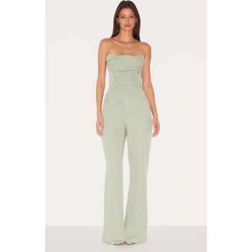 Combinaison bustier à corset pointu et détail froncé - PrettyLittleThing - Modalova