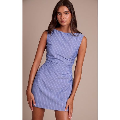 Robe moulante froncée à fines rayures | Taille 38 - PrettyLittleThing - Modalova