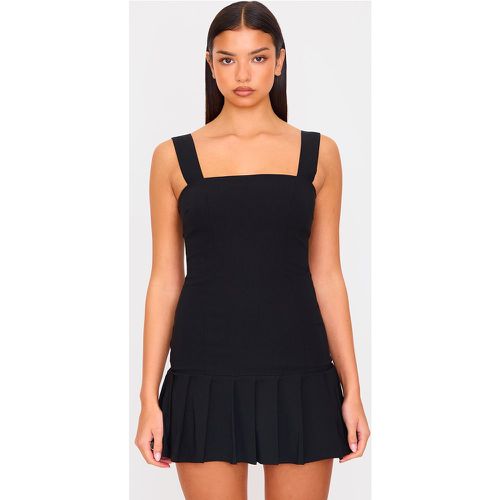 Robe droite noire plissée, Noir - PrettyLittleThing - Modalova