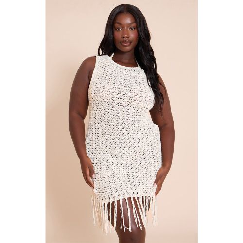 Plus Mini robe en maille style crochet écrue à col bateau et franges - PrettyLittleThing - Modalova