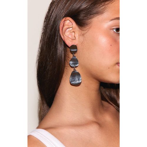 Boucles d'oreilles ovales drapées texturées - PrettyLittleThing - Modalova