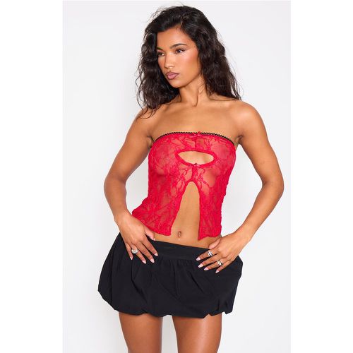 Top bustier en dentelle à découpe frontale et ourlet fendu - PrettyLittleThing - Modalova