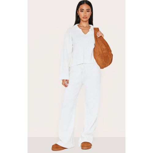 Petite Pantalon en maille tricot - PrettyLittleThing - Modalova