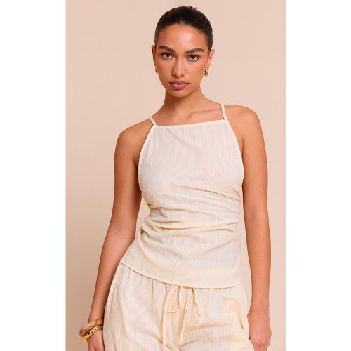 Top texturé noué dans le dos à col bateau - PrettyLittleThing - Modalova