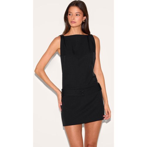 Robe trapèze ornée d'une ceinture - PrettyLittleThing - Modalova