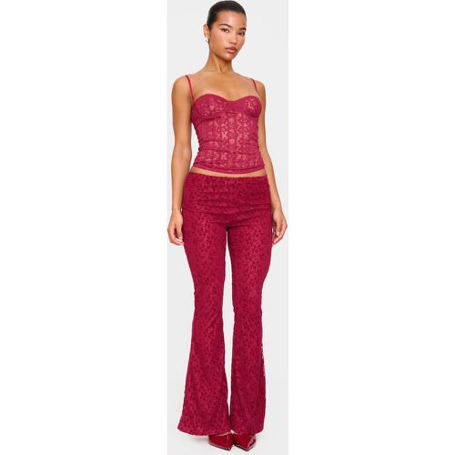 Pantalon flare en dentelle velours - PrettyLittleThing - Modalova